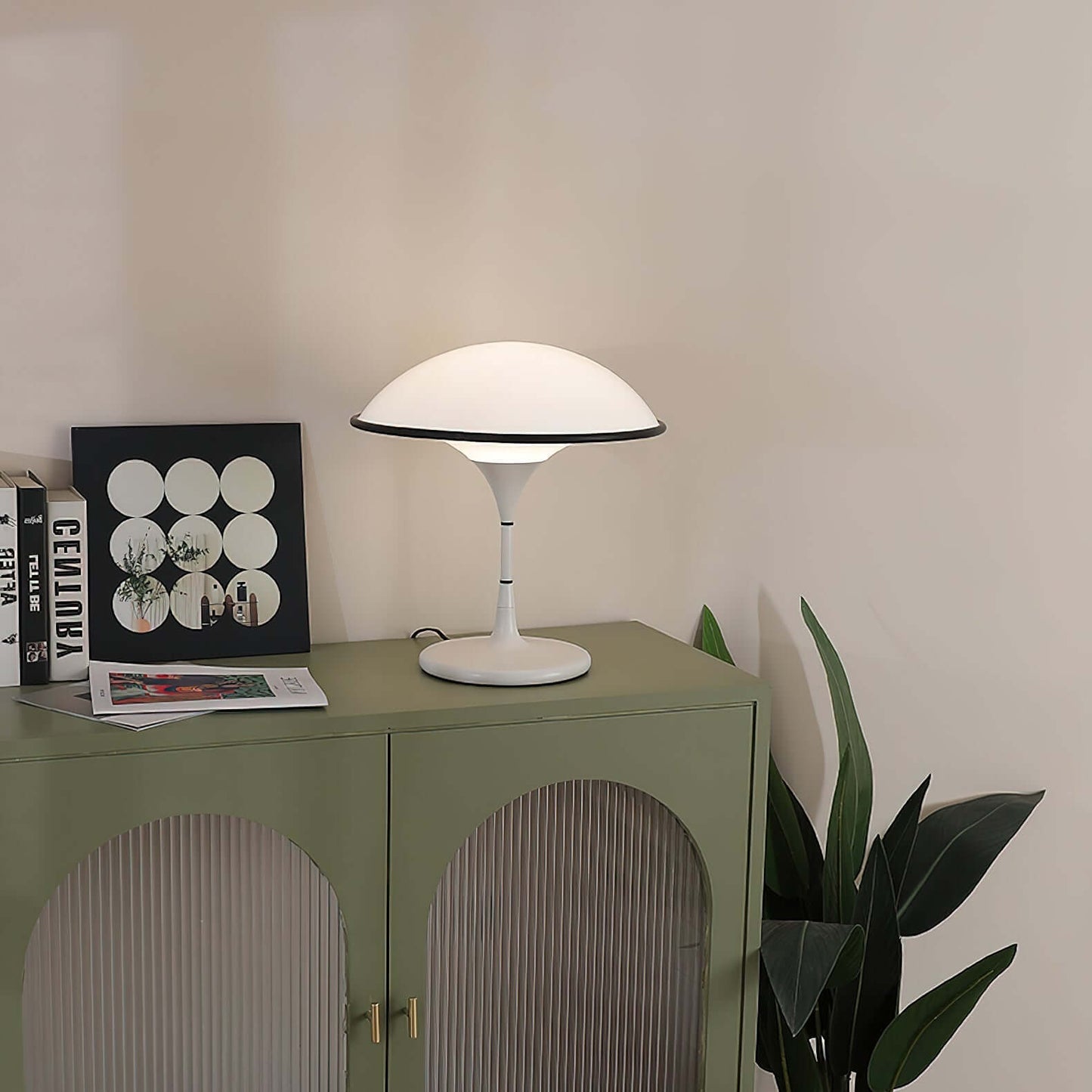 Elegant Bordlampe i Retro-Moderne Design