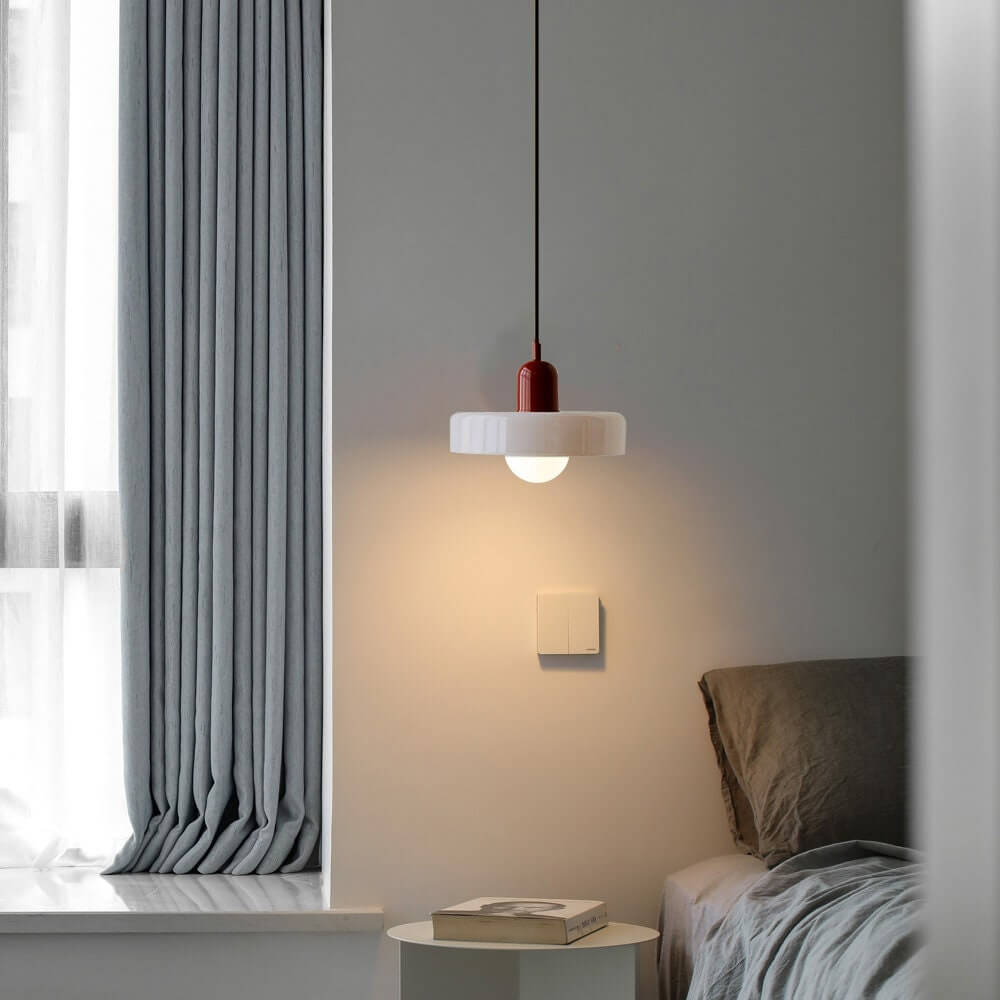 Farvet Glas Pendellampe - Bauhaus Design