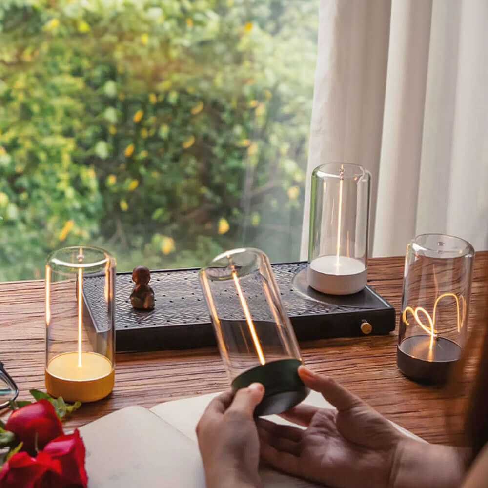 Magnetisk Mini LED Bordlampe -  Trådløs & USB