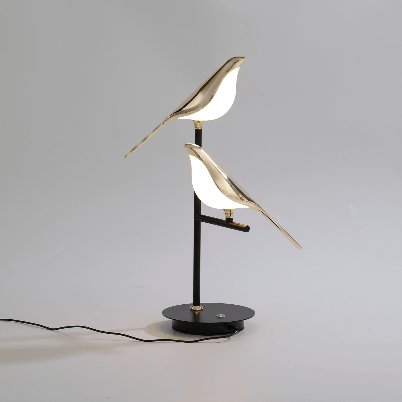 Elegant LED Bordlampe - Stilfuld Belysning