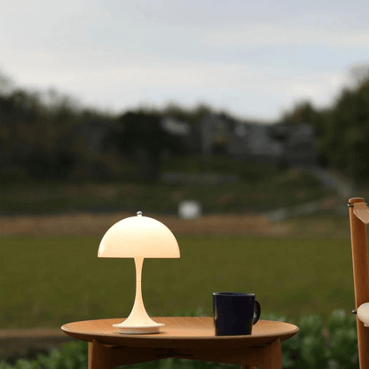 Genopladelig LED Bordlampe, Dæmpbar