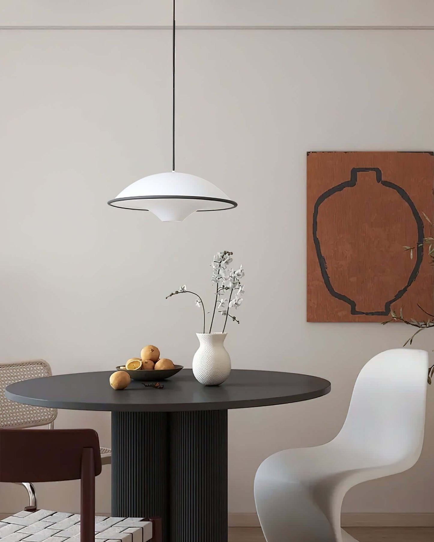 Moderne UFO Pendellampe i Akryl & Metal - Ø45cm