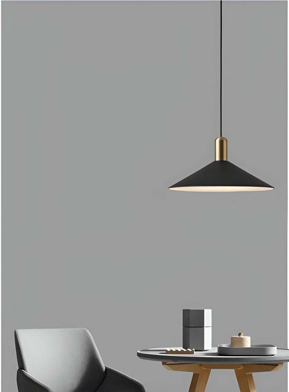 Elegant Kegleformet Pendellampe 35cm