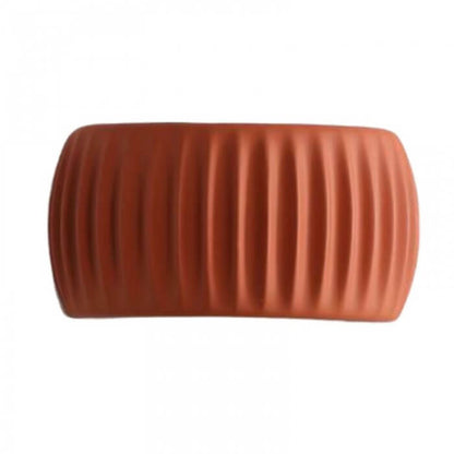 Ribbet Væglampe i Harpiks - Art Deco Design