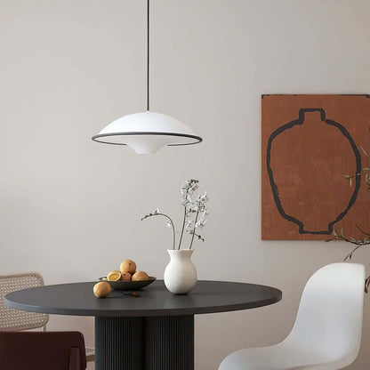 Moderne UFO Pendellampe i Akryl & Metal - Ø45cm