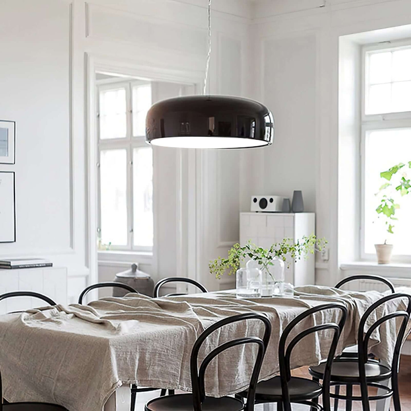 Moderne Pendellampe i Aluminium og Polykarbonat
