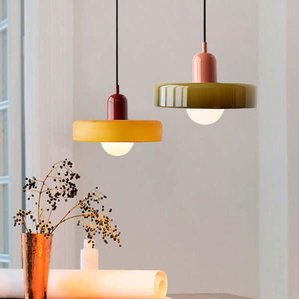 Farvet Glas Pendellampe - Bauhaus Design