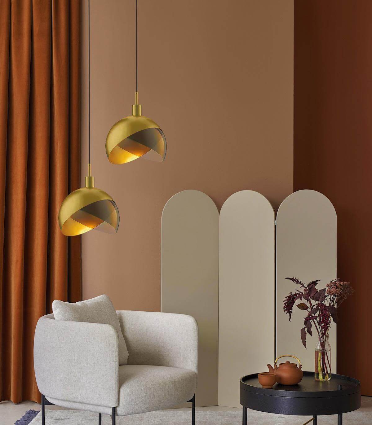 Elegant Pendellampe i Røggrå Glas & Guld