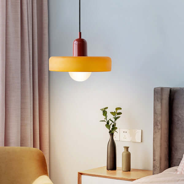 Farvet Glas Pendellampe - Bauhaus Design