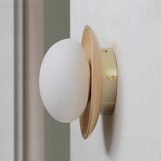 Elegant Trævæglampe i Hvidt - Minimalistisk Design