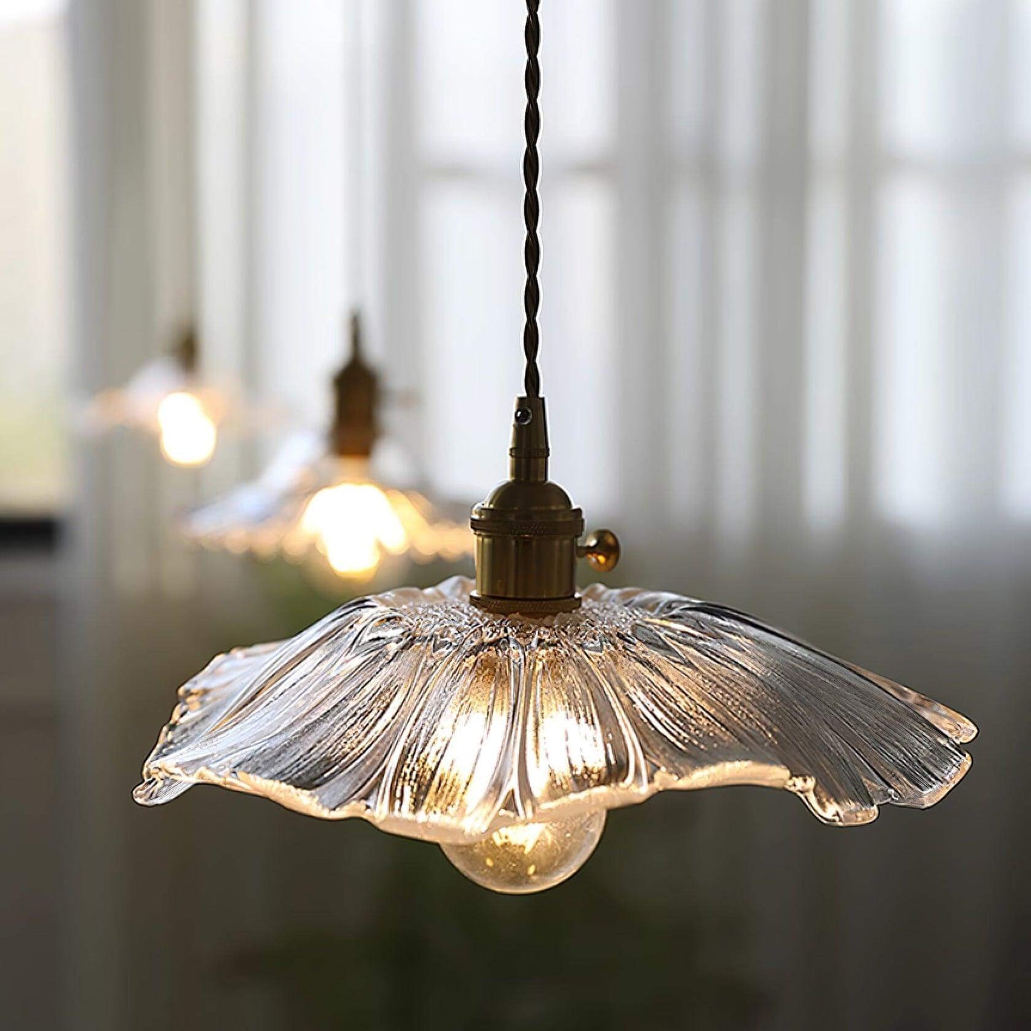 Elegant Blomsterglas Pendel - 28cm