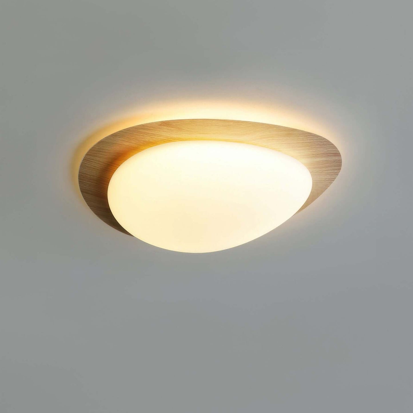 Skandinavisk LED-loftslampe med trækorn