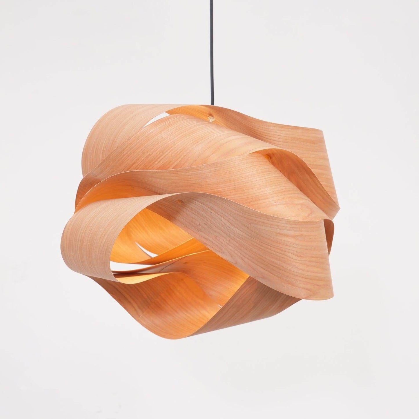 Elegant Træ Pendellampe | Moderne Design