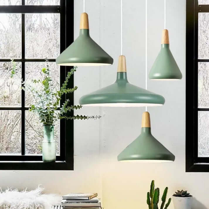 Konisk Pendel i Metal - Moderne Design