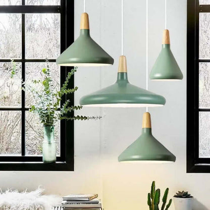 Konisk Pendel i Metal - Moderne Design