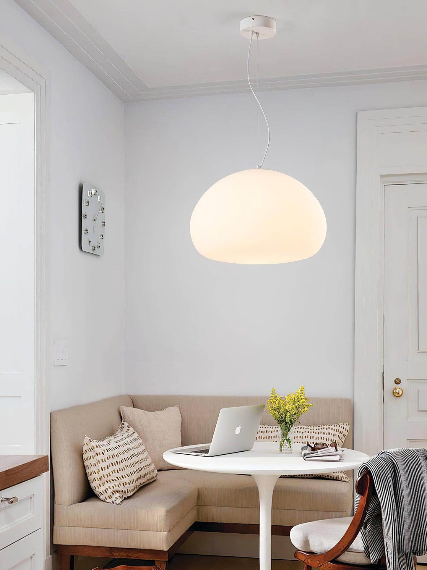 Elegant Dampet Bolle Pendellampe