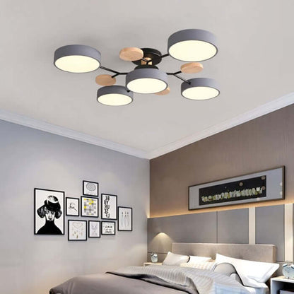 Forgrenet LED-loftslampe i træ og metal