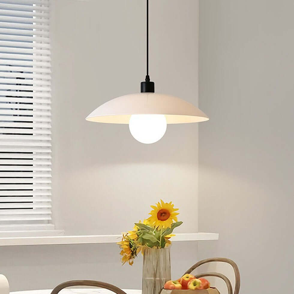 Minimalistisk hvid glas pendel