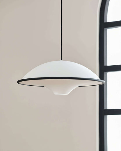 Moderne UFO Pendellampe i Akryl & Metal - Ø45cm