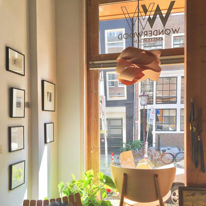 Elegant Træ Pendellampe | Moderne Design