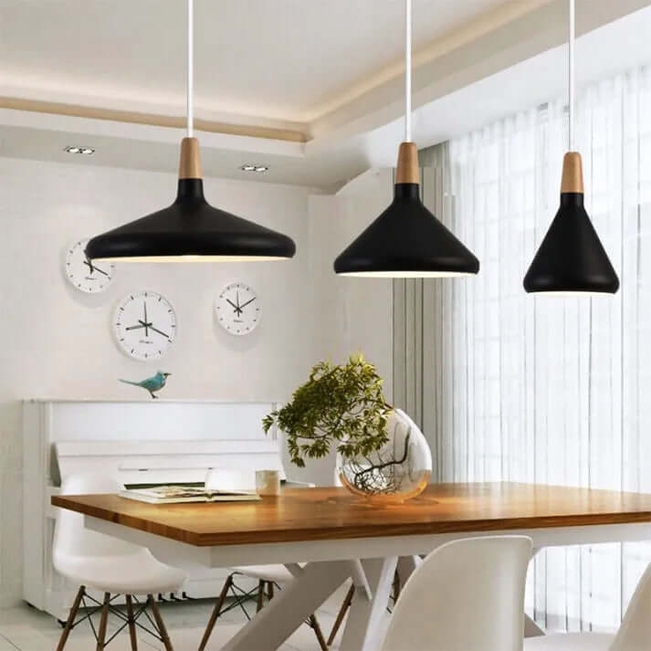 Konisk Pendel i Metal - Moderne Design