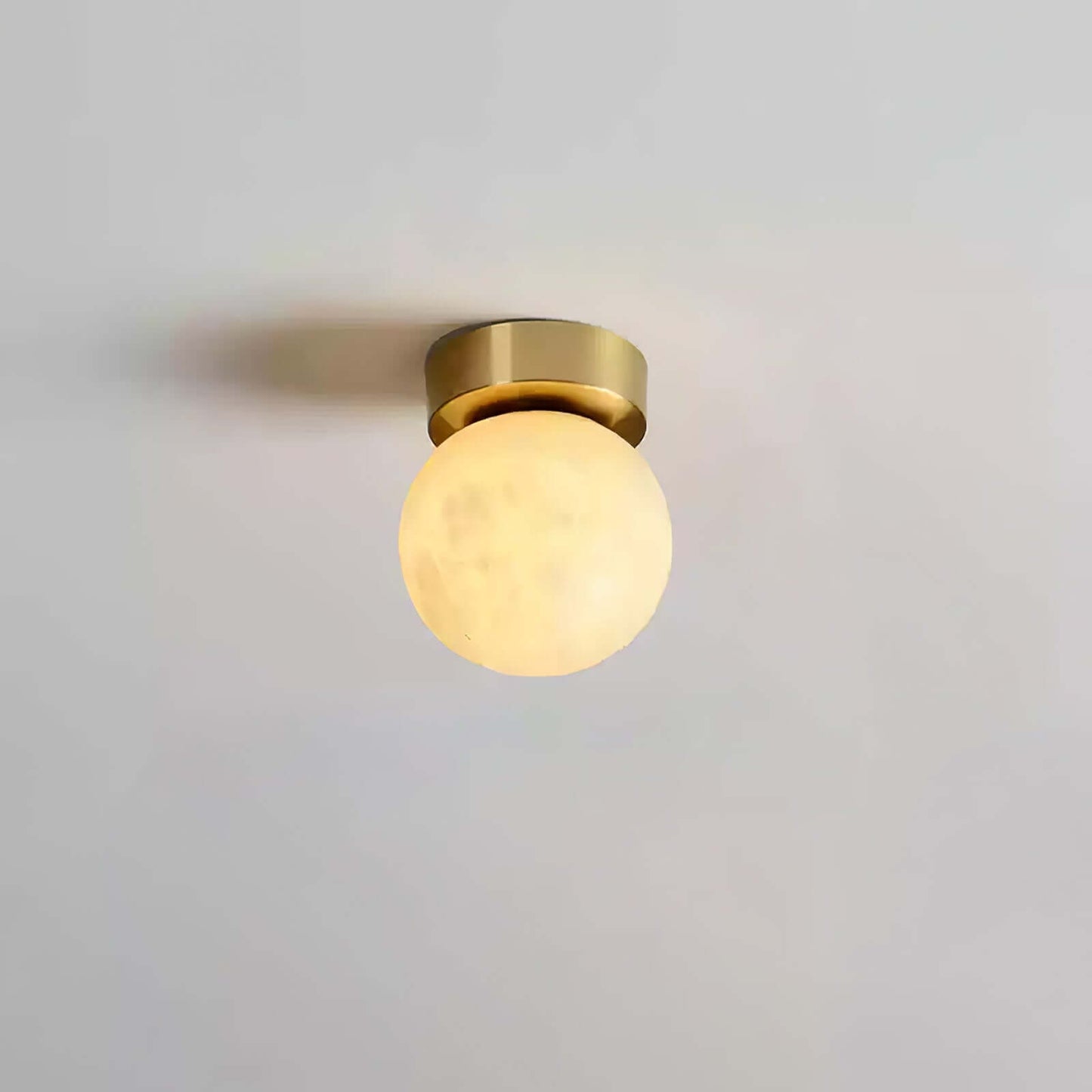 Elegant Alabast Loftslampe - 15cm