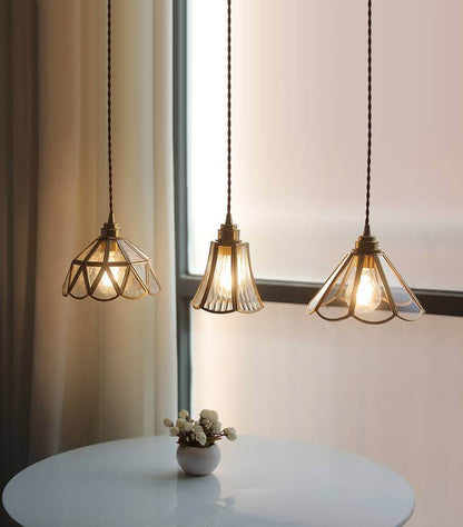 Elegant Glas Pendellampe - Messing Detaljer