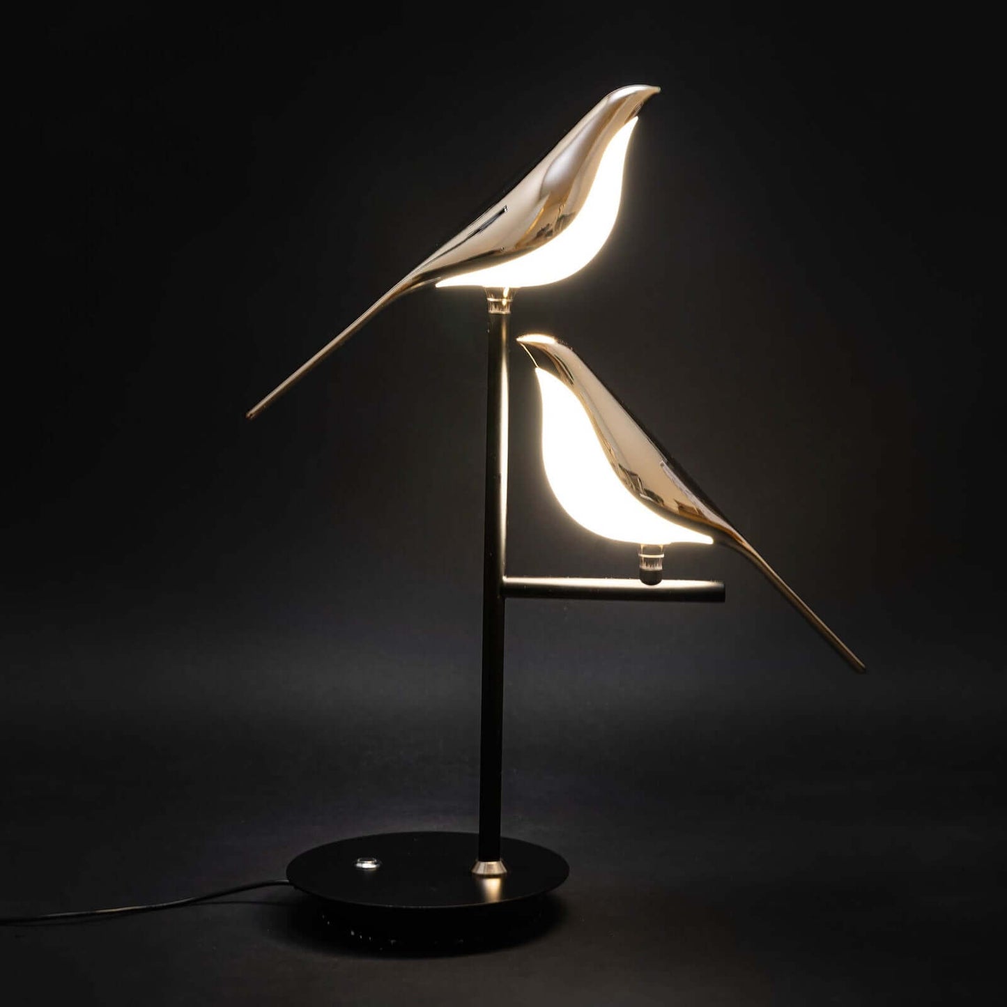 Elegant LED Bordlampe - Stilfuld Belysning