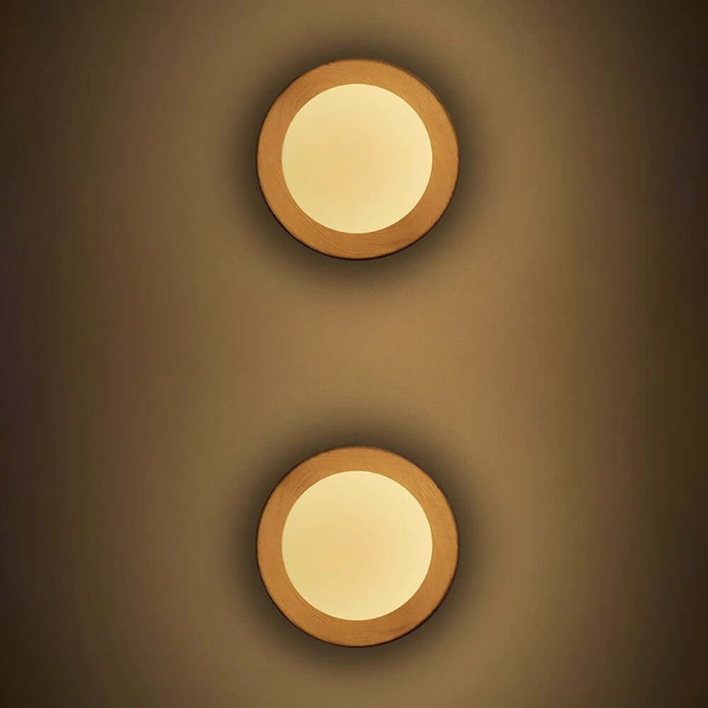 Elegant Trævæglampe i Hvidt - Minimalistisk Design