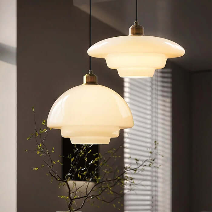 Elegant Pendel i Hvidt Glas - 3 Størrelser