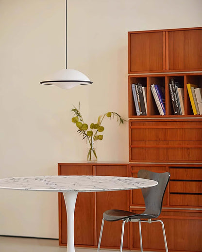 Moderne UFO Pendellampe i Akryl & Metal - Ø45cm
