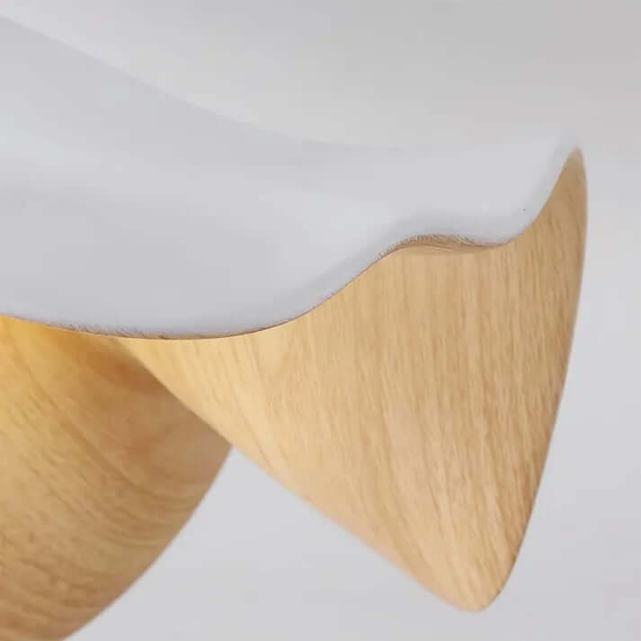 Lotus Loftslampe i Harpiks og Træ