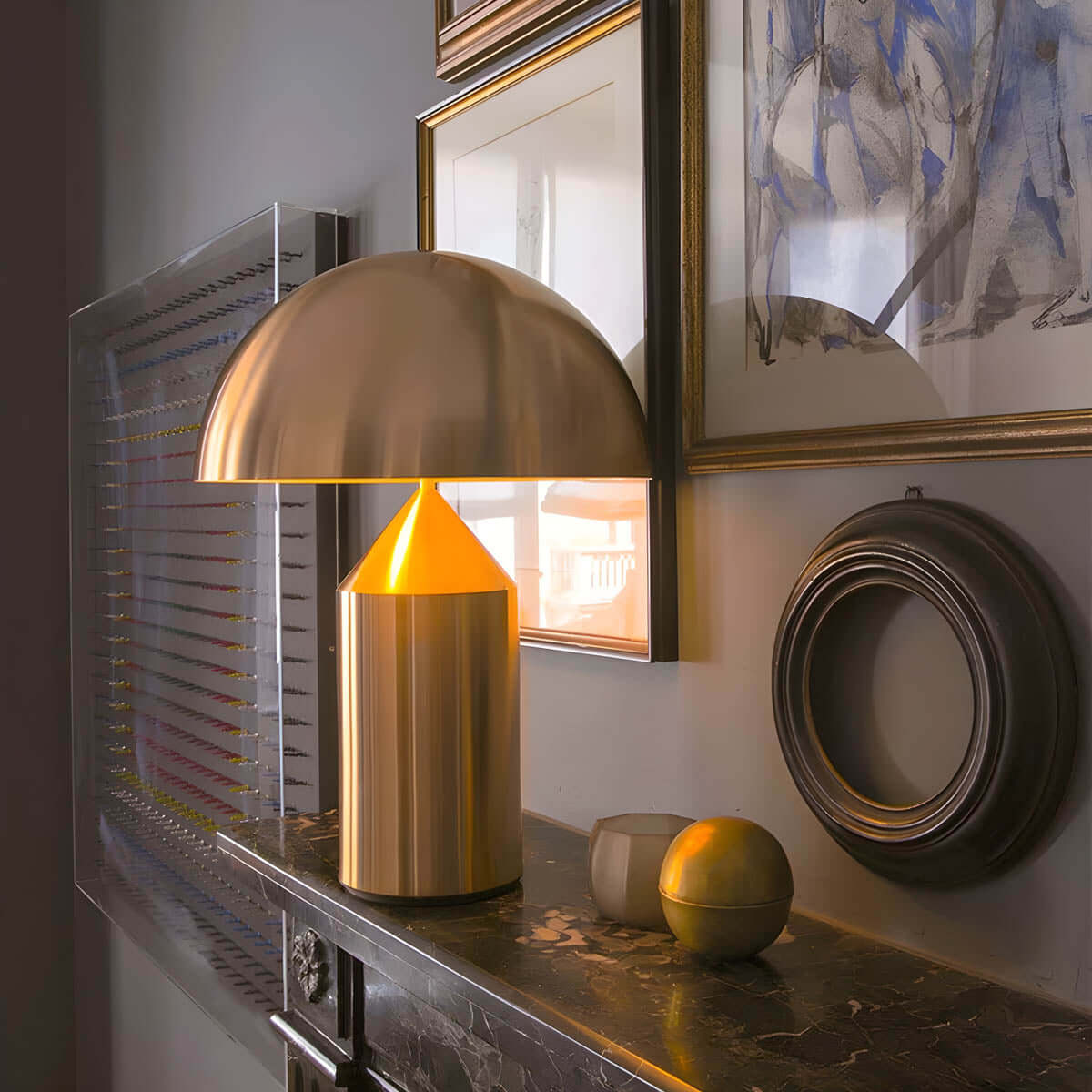 Elegant Bordlampe i Metal og Glas - Vintage Design