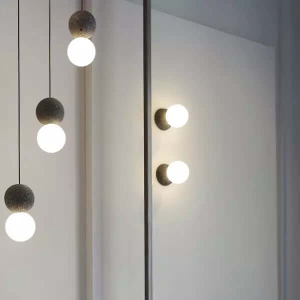 Elegant Pendellampe med Opal Glasdiffusor