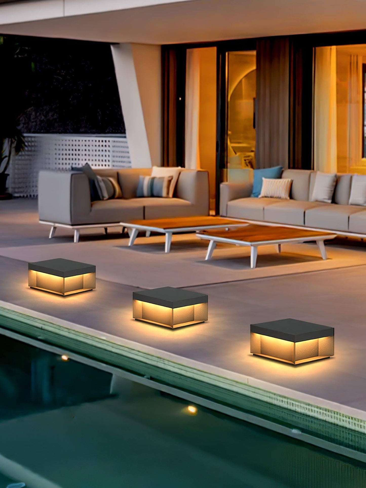 Udendørs LED Stolpelampe med Solenergi