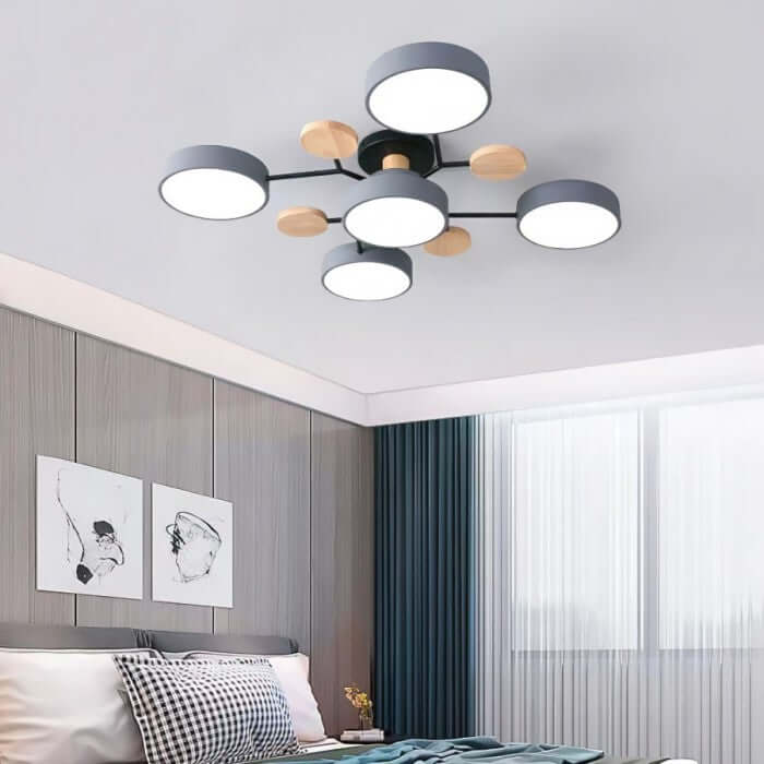 Forgrenet LED-loftslampe i træ og metal