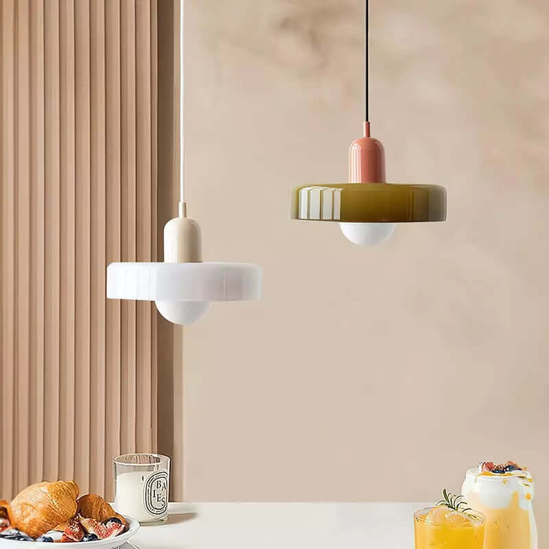 Farvet Glas Pendellampe - Bauhaus Design