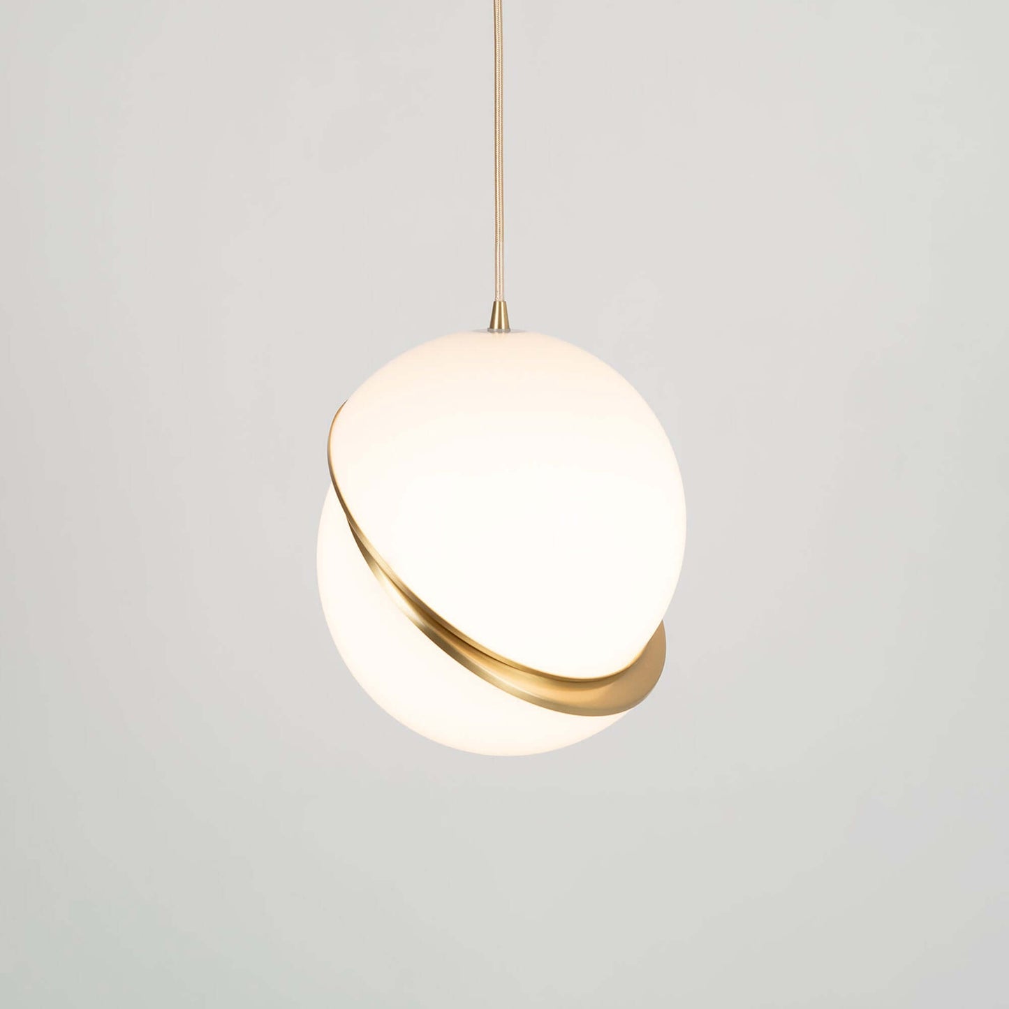 Elegant Halvmåne Pendellampe
