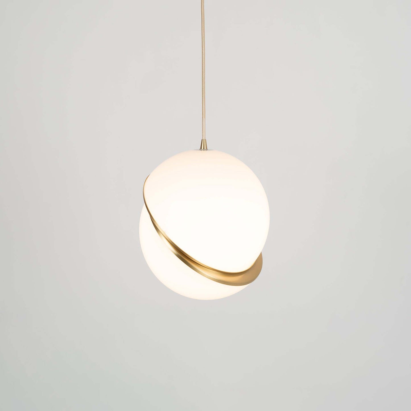 Elegant Halvmåne Pendellampe
