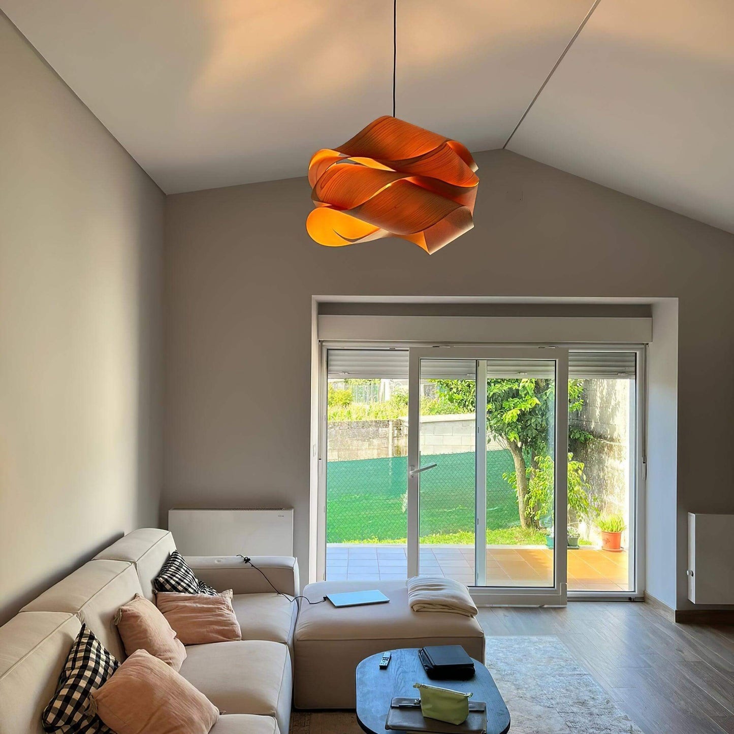 Elegant Træ Pendellampe | Moderne Design
