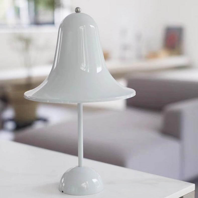 Ledningsfri Bordlampe i Klassisk Design