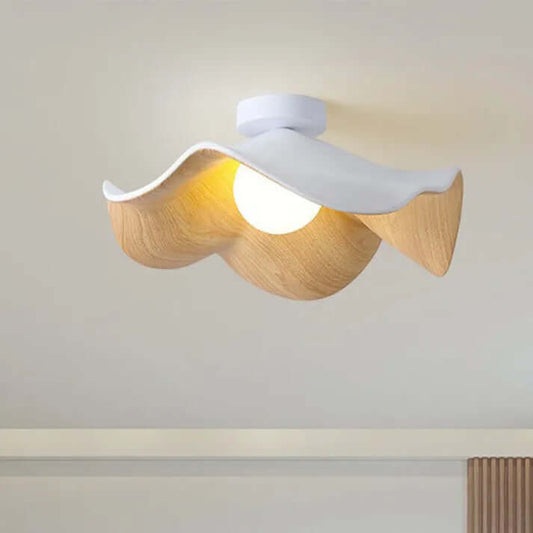 Lotus Loftslampe i Harpiks og Træ