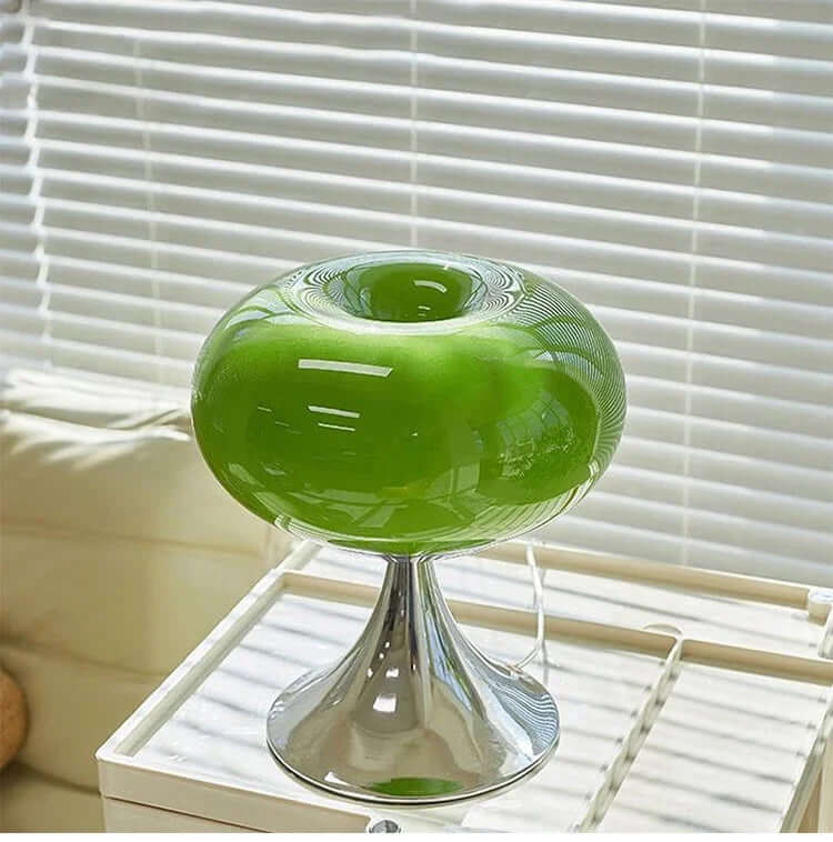 Elegant Æble Bordlampe i Antik Stil