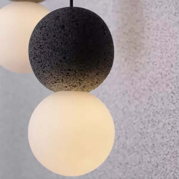 Elegant Pendellampe med Opal Glasdiffusor