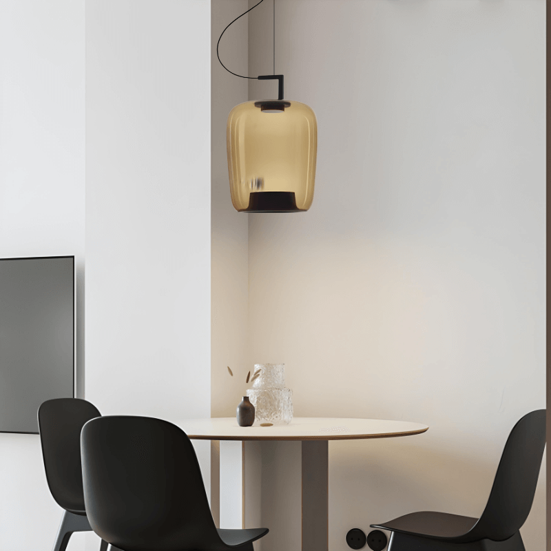 Elegant Pendellampe med Glaskugle - Køkkenlampe