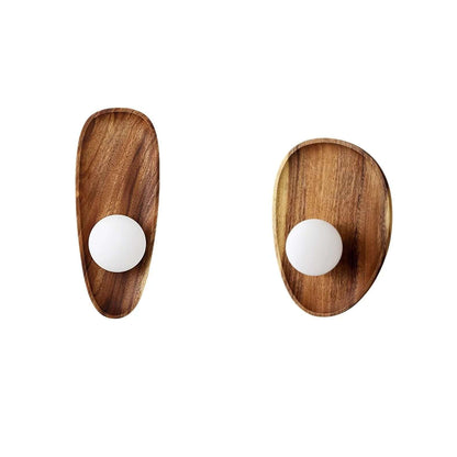 Væglampe i naturligt træ - 2 størrelser