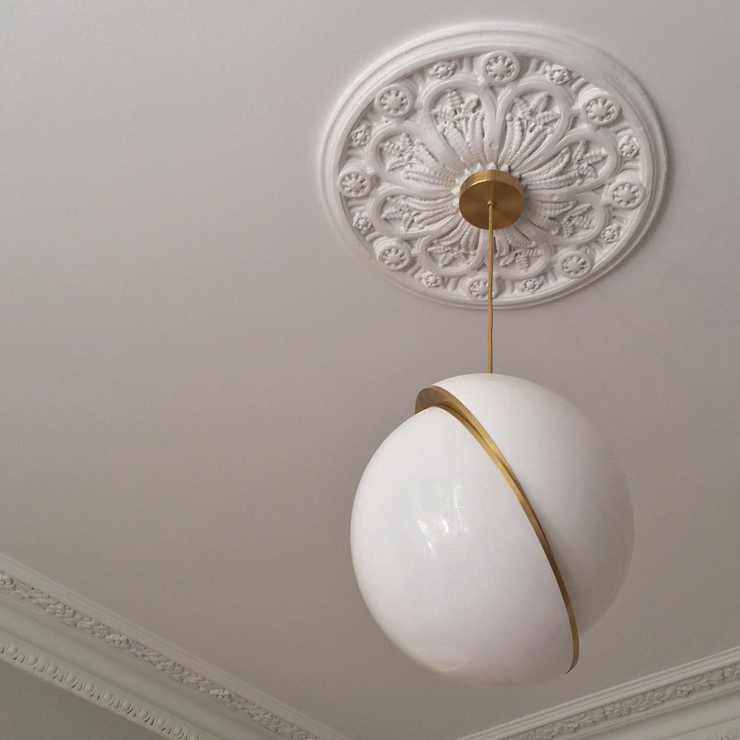 Elegant Halvmåne Pendellampe