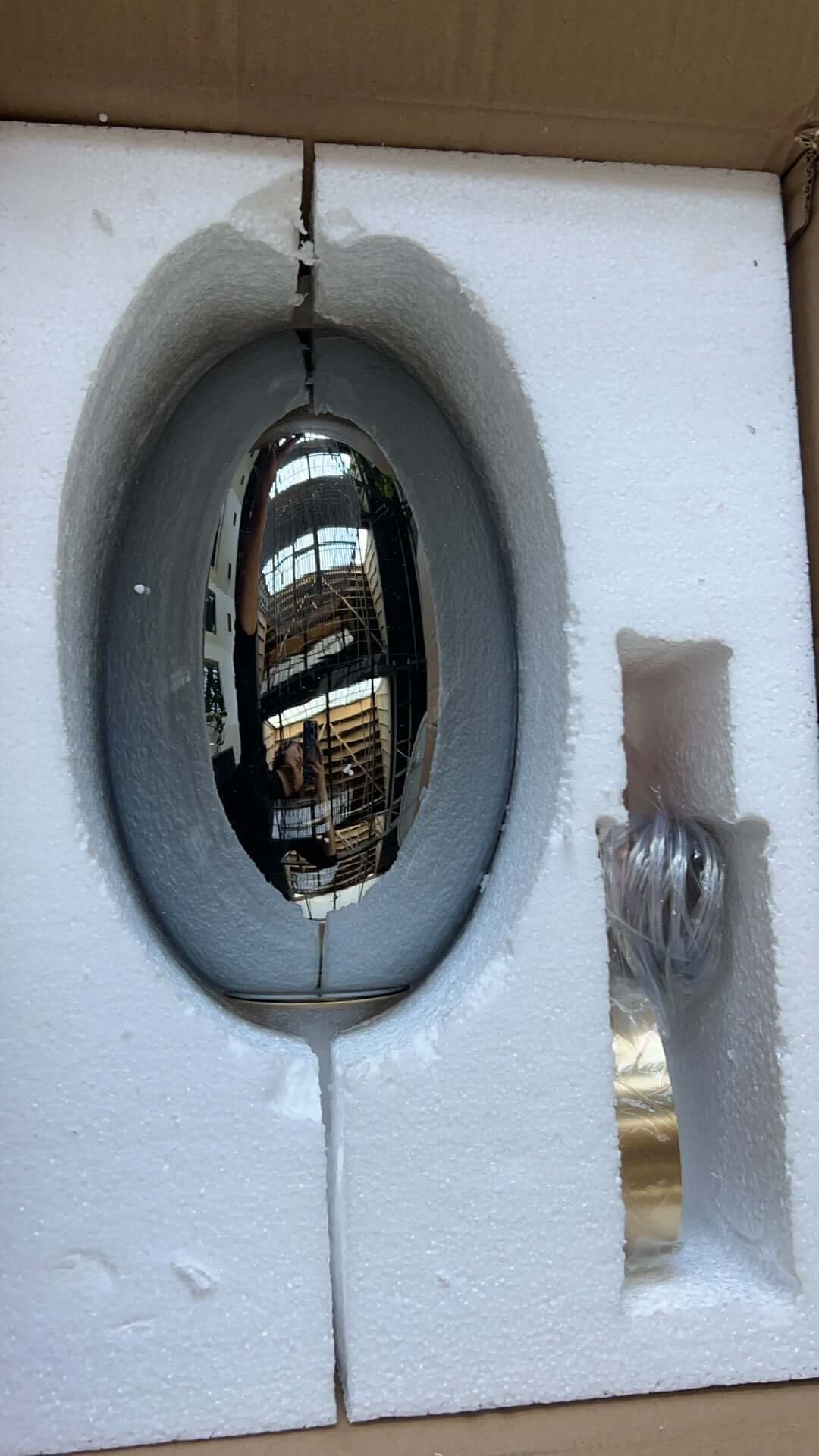 Elegant Pendel i Gråt Glas med Stjernehimmeleffekt