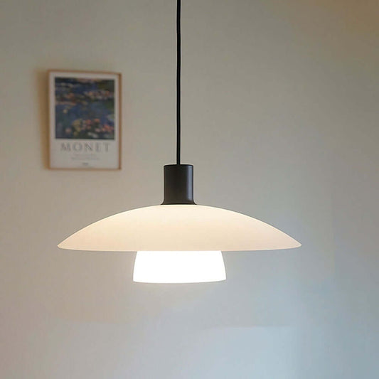 Elegant Pendellampe i Hvidt Glas - Minimalistisk Design