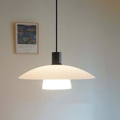 Minimalistisk hvid glas pendel